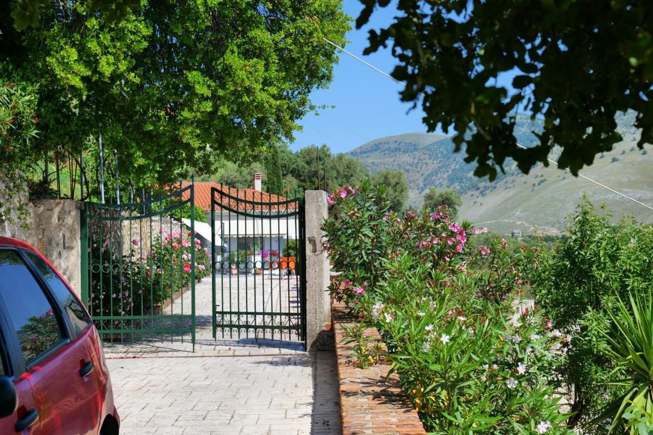 Saranda Landscape Villa Екстериор снимка